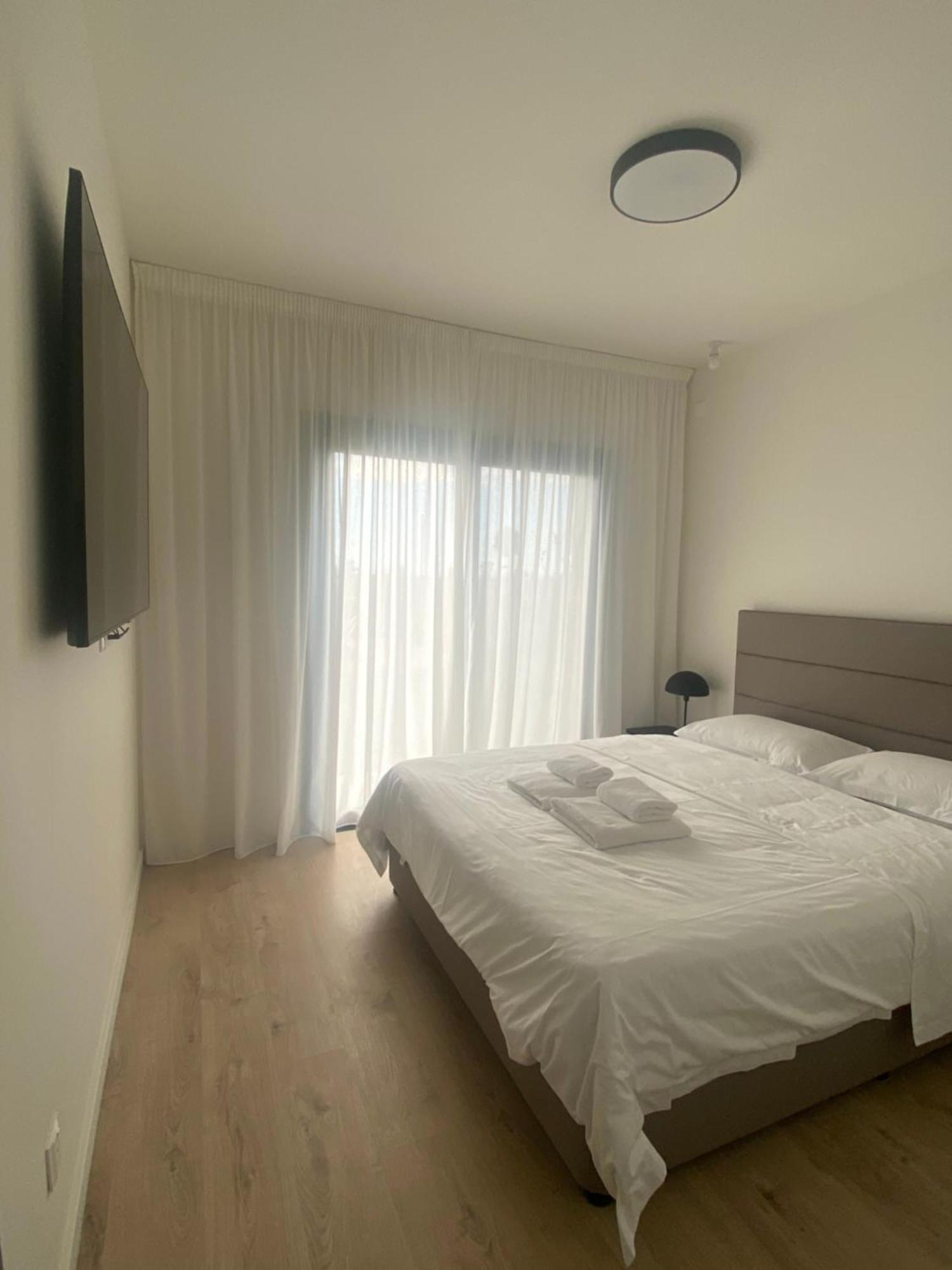 Sunset Gardens - Holiday Apartments - By Tlv Living Limassol Extérieur photo