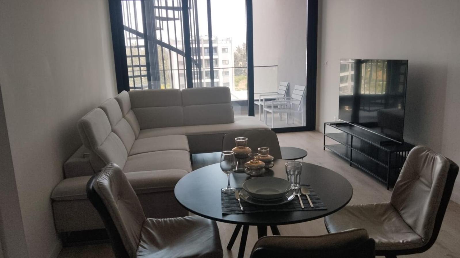 Sunset Gardens - Holiday Apartments - By Tlv Living Limassol Extérieur photo